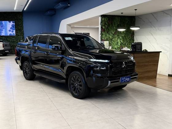 MITSUBISHI TRITON 2.4 BITURBO DIESEL CD KATANA 4X4 AUTOMÁTICO